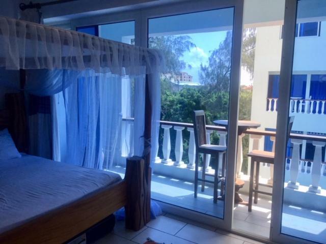 Bamburi Beach Studio Apartment B41 Экстерьер фото